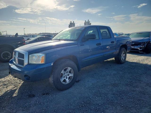 2005 DODGE DAKOTA