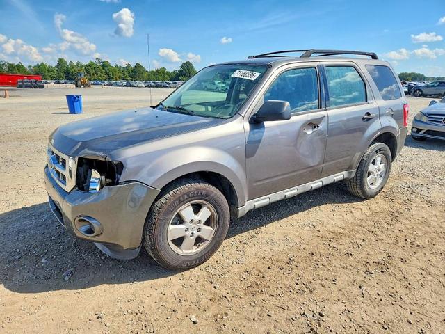 2011 FORD ESCAPE XLS  