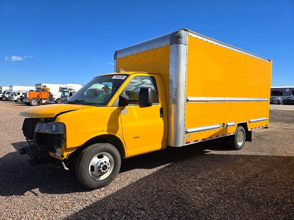 2023 GMC SAVANA BOX TRUCK