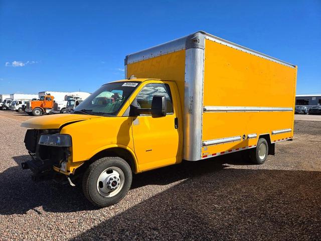 2023 GMC SAVANA BOX TRUCK