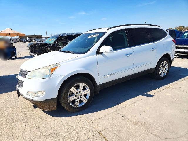 2009 CHEVROLET TRAVERSE LT  