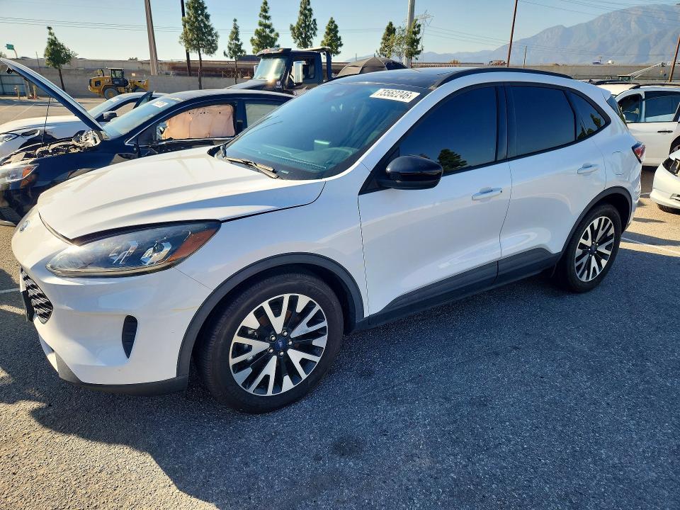 2020 FORD ESCAPE SE SPORT  
