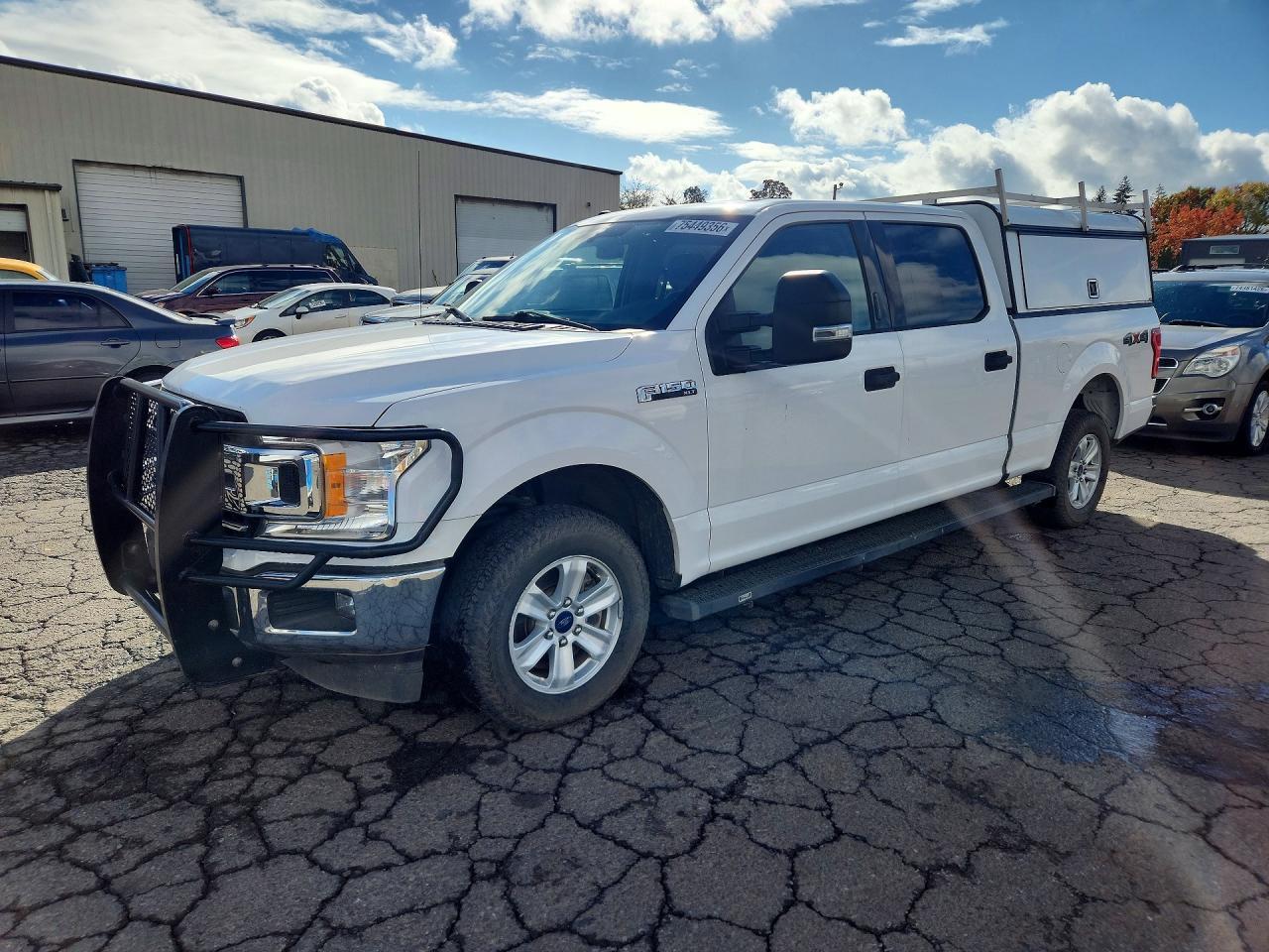 منظر 2018 FORD F150 SUPERCREW، زاوية 1