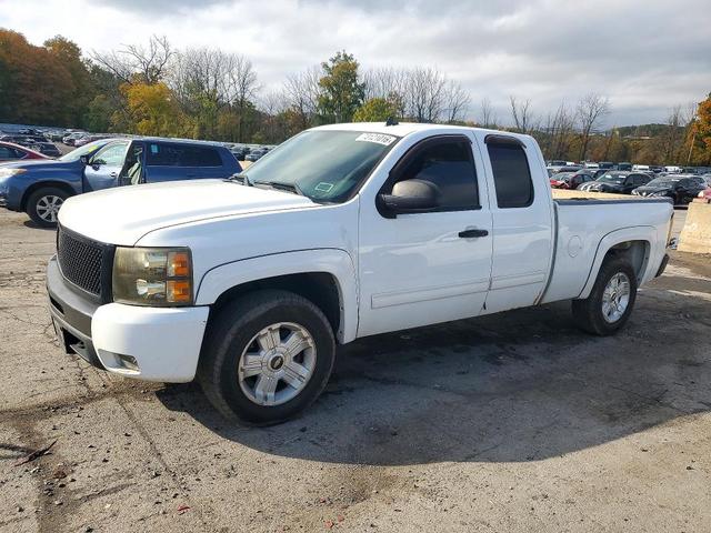 2010 CHEVROLET CK 1500 S   