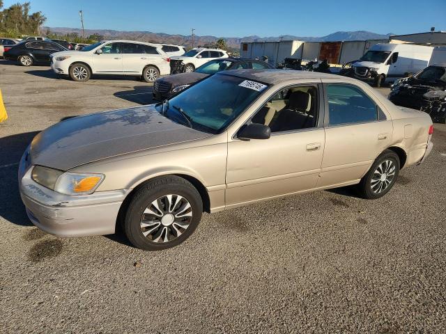 2000 TOYOTA CAMRY LE  