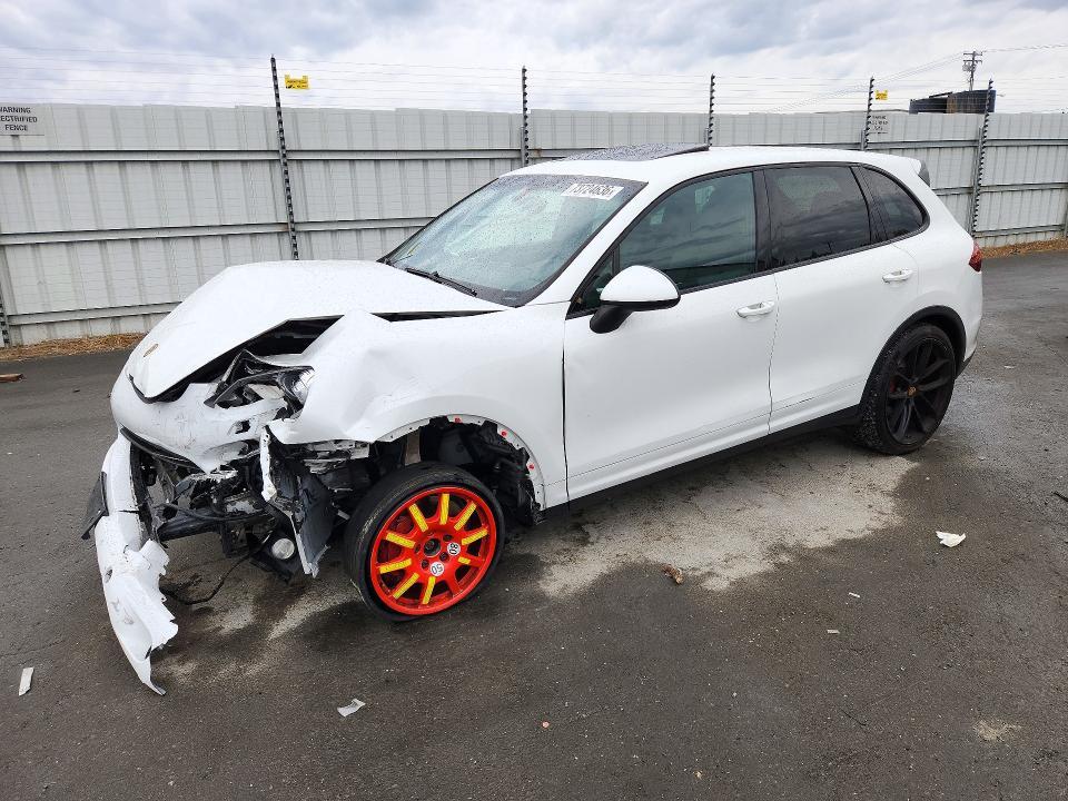 2012 PORSCHE CAYENNE   