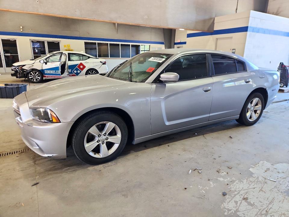 2013 DODGE CHARGER SE  