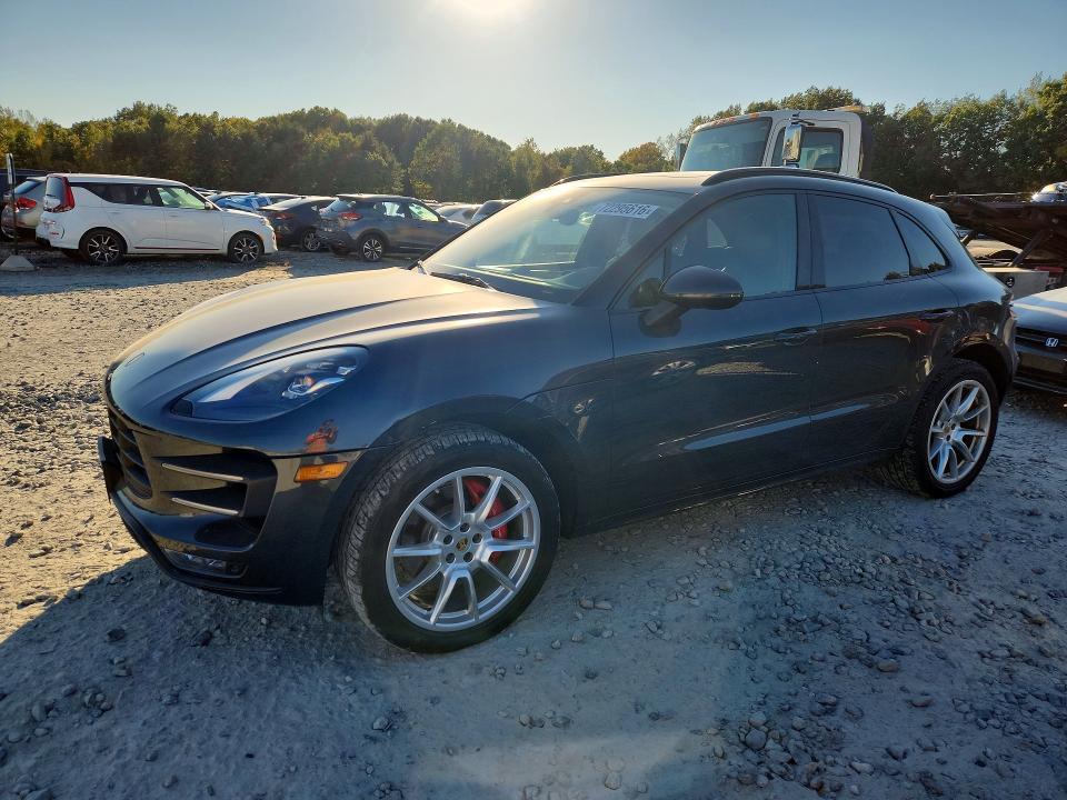 2018 PORSCHE MACAN TURBO  