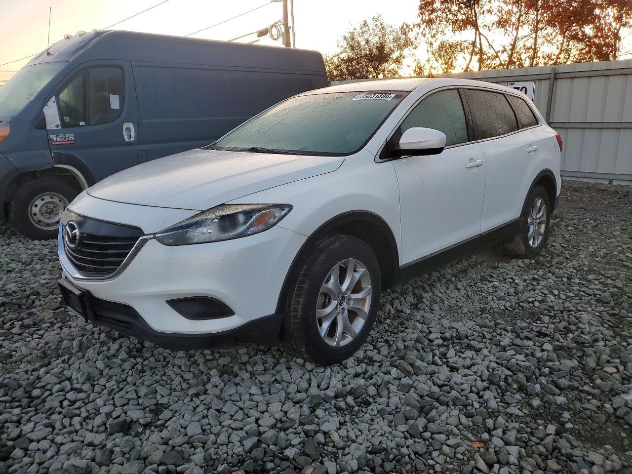 منظر 2014 MAZDA CX-9 TOURING، زاوية 1