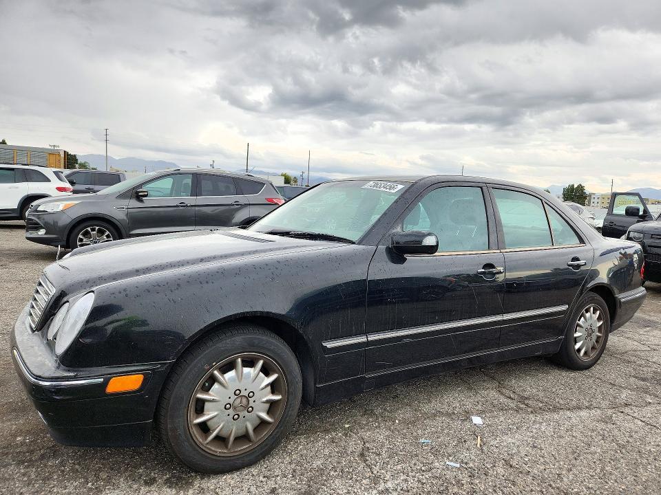 2000 MERCEDES-BENZ E 320  