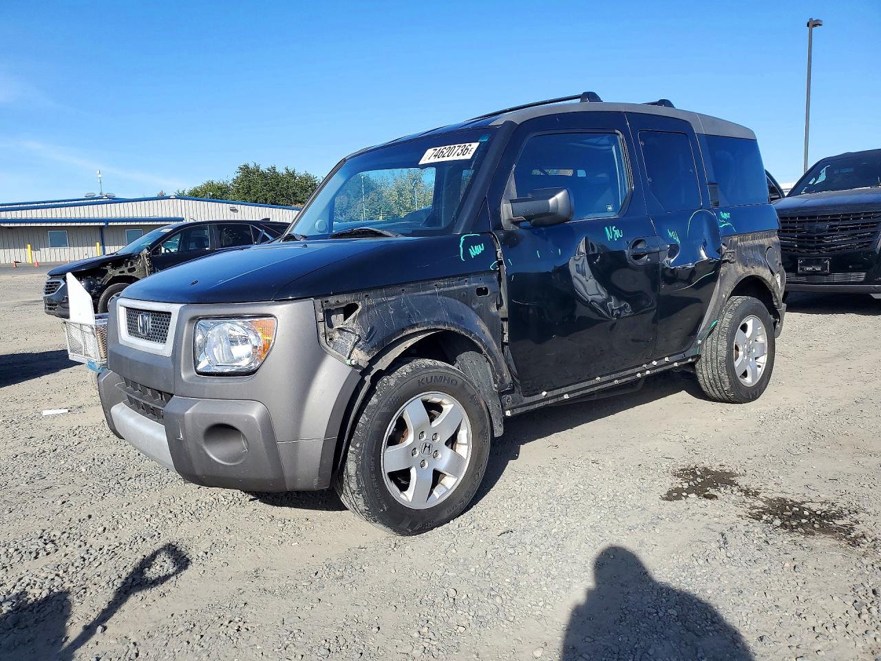 منظر 2003 HONDA ELEMENT EX، زاوية 1