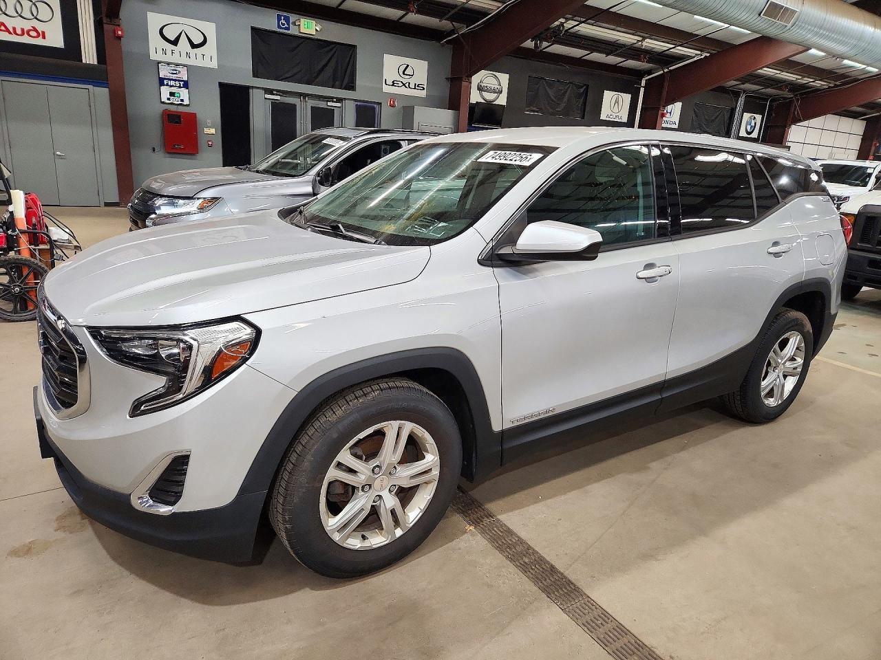 Vue de 2019 GMC TERRAIN SLE, angle 1