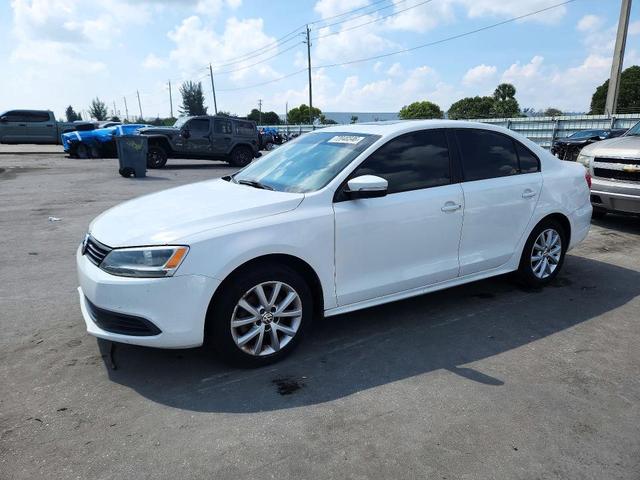 2012 VOLKSWAGEN JETTA SE  