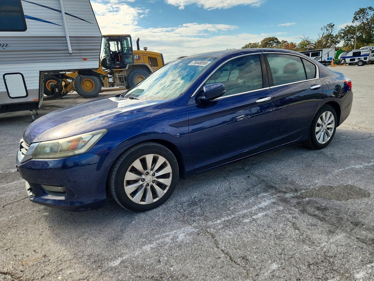 منظر 2014 HONDA ACCORD EX، زاوية 1