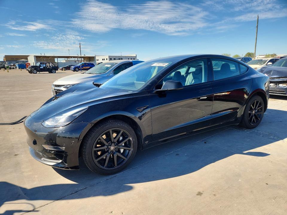 2022 TESLA MODEL 3   
