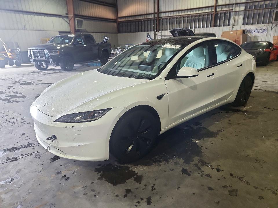 2024 TESLA MODEL 3   