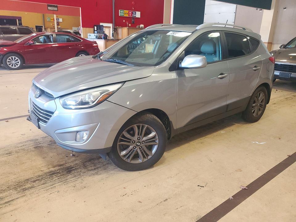2015 HYUNDAI TUCSON SE  