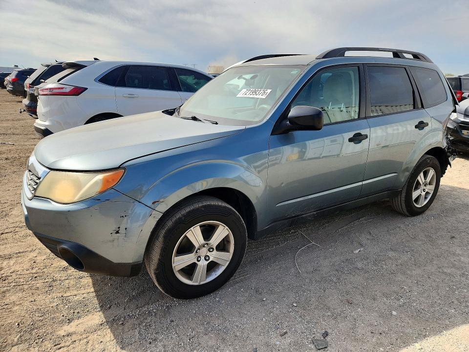2011 SUBARU FORESTER 25X  