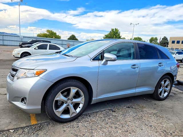 2015 TOYOTA VENZA XLE  