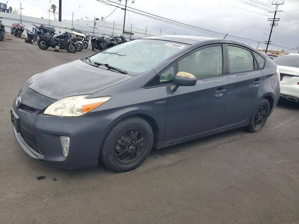 2012 TOYOTA PRIUS THREE  