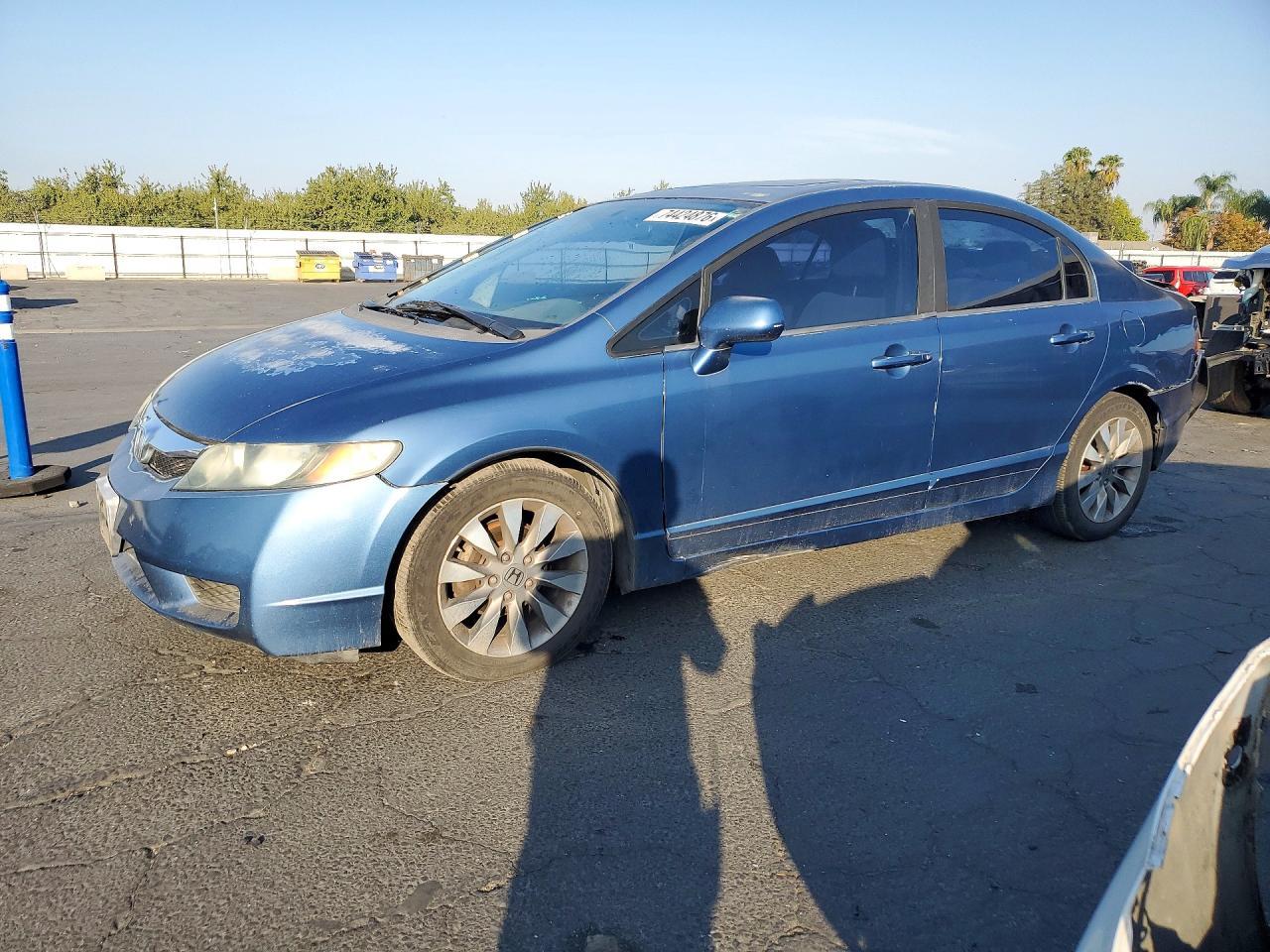 Vista de 2009 HONDA CIVIC EX, ángulo 1