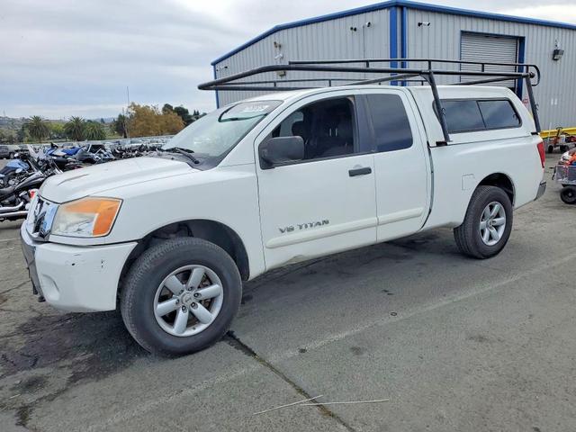2011 NISSAN TITAN SV  