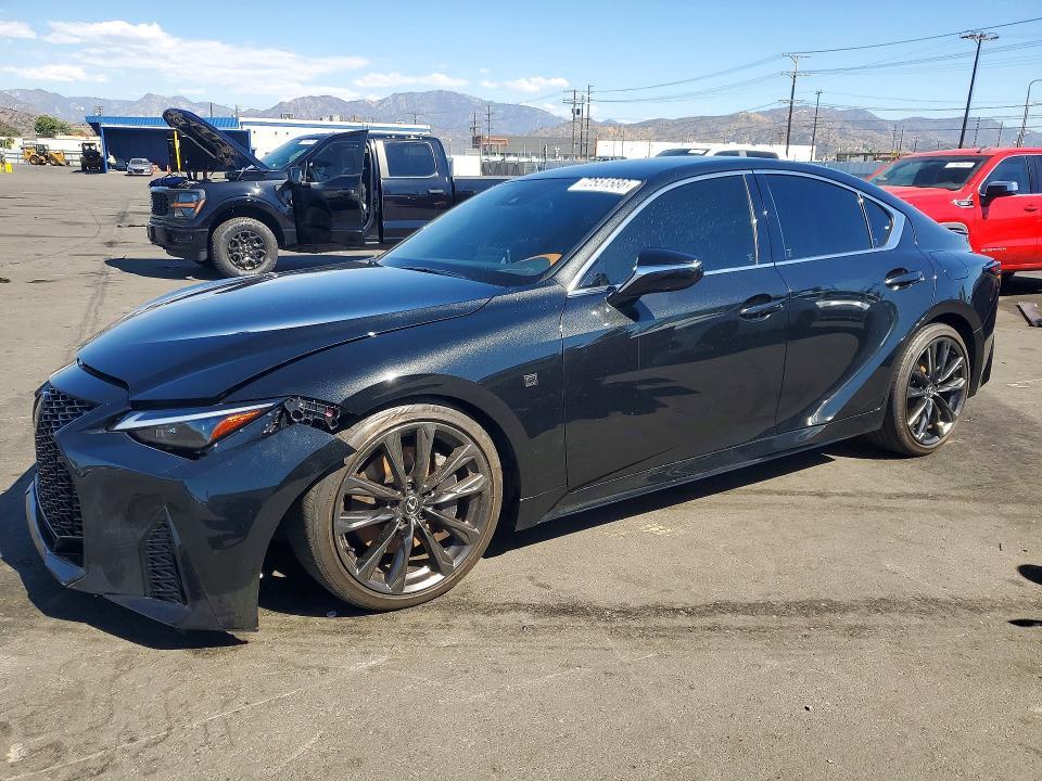 2025 LEXUS IS 300 F SPORT DESIGN  