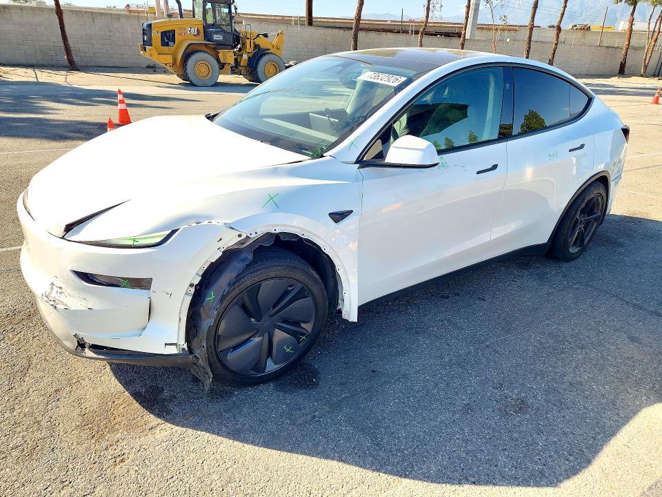 2026 TESLA MODEL Y   