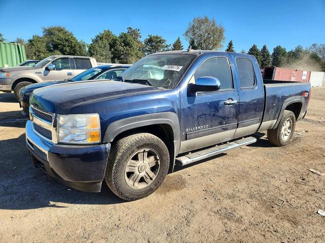 2011 CHEVROLET SILVERADO