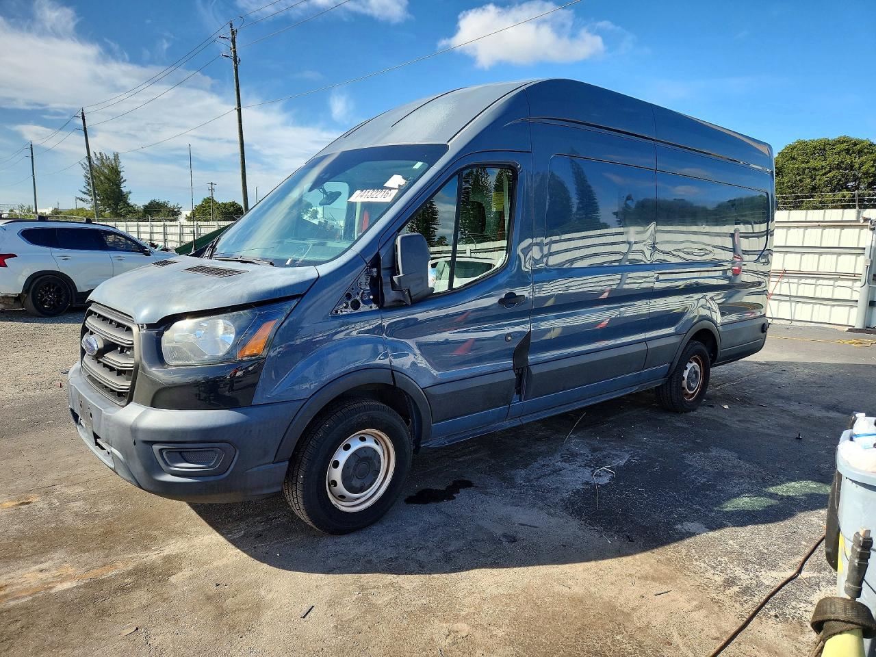 منظر 2020 FORD TRANSIT 250 DELIVERY VAN، زاوية 1