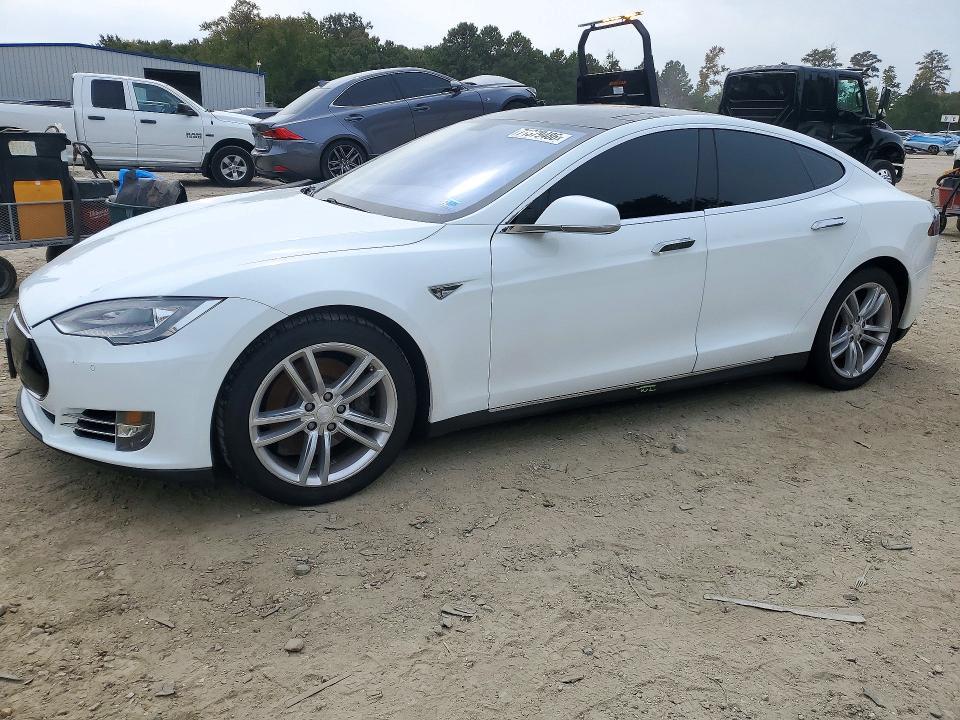 2014 TESLA MODEL S   