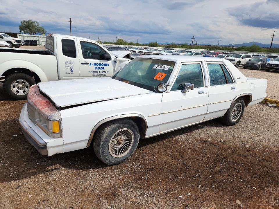 1990 FORD CROWN VICTORIA S  