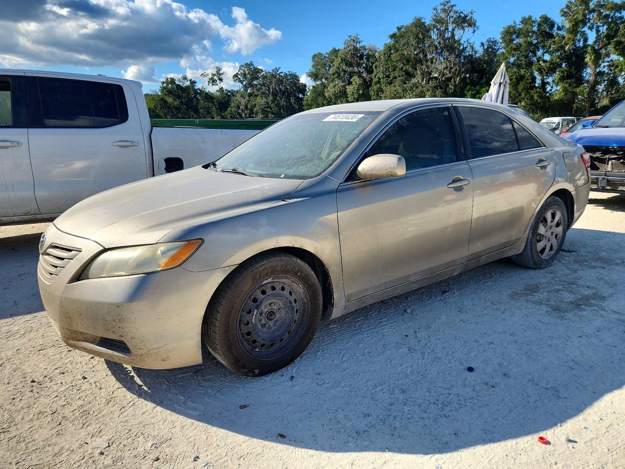 Vue de 2007 TOYOTA CAMRY LE, angle 1
