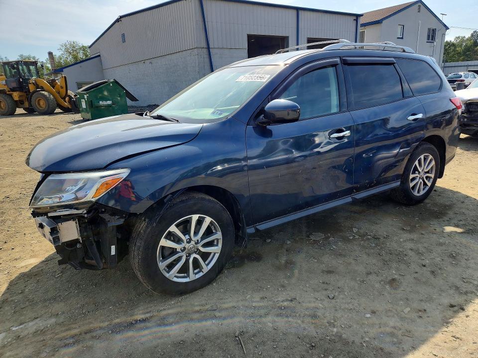 2015 NISSAN PATHFINDER SV  