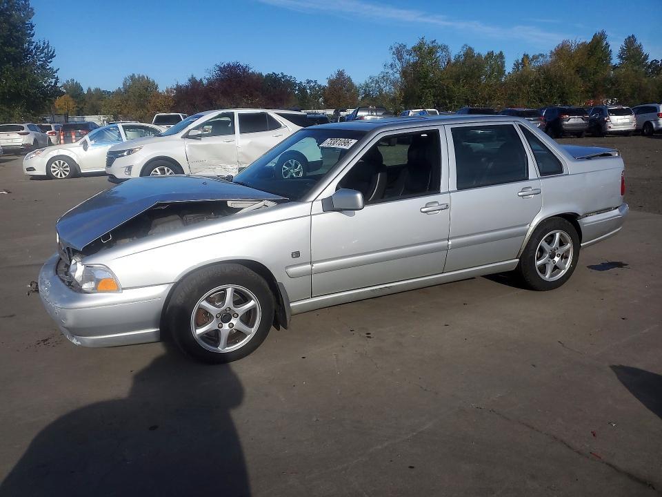 2000 VOLVO S70 GLT  