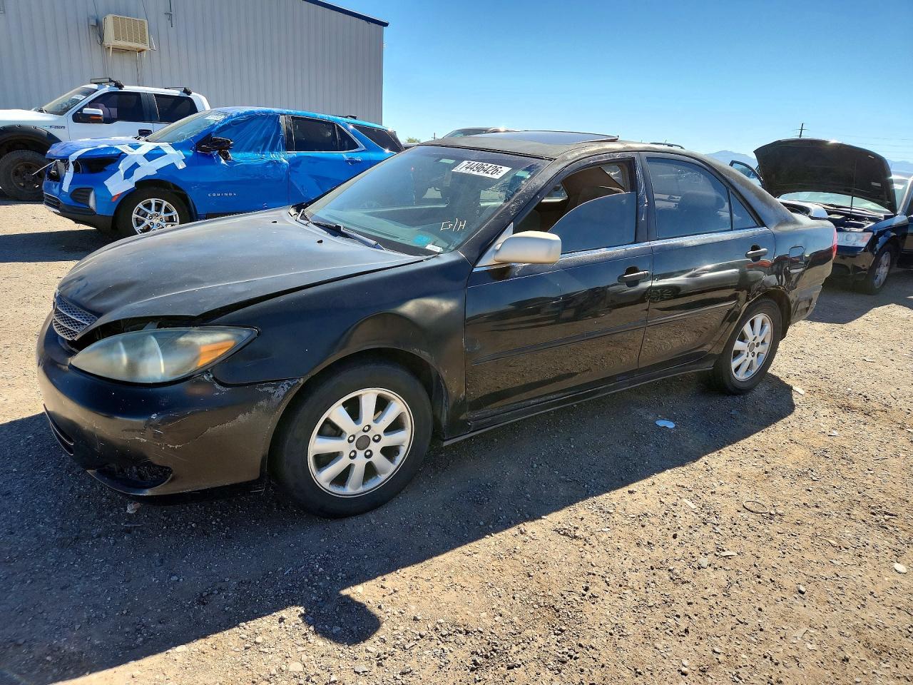Vue de 2003 TOYOTA CAMRY SE, angle 1