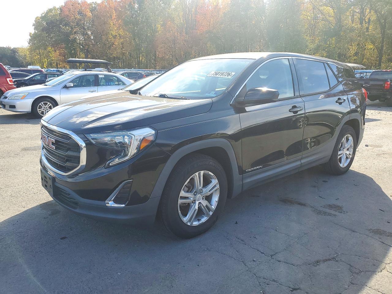 Vista de 2018 GMC TERRAIN SLE, ángulo 1