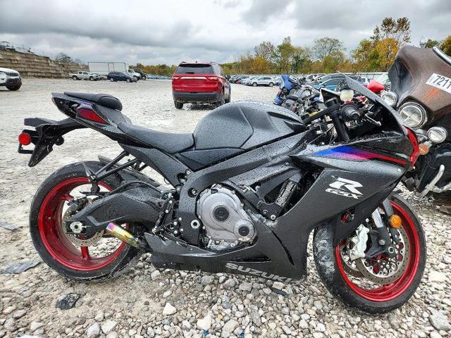 2026 SUZUKI GSX-R600   