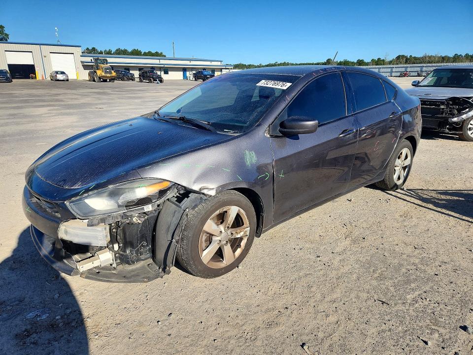 2015 DODGE DART SXT  