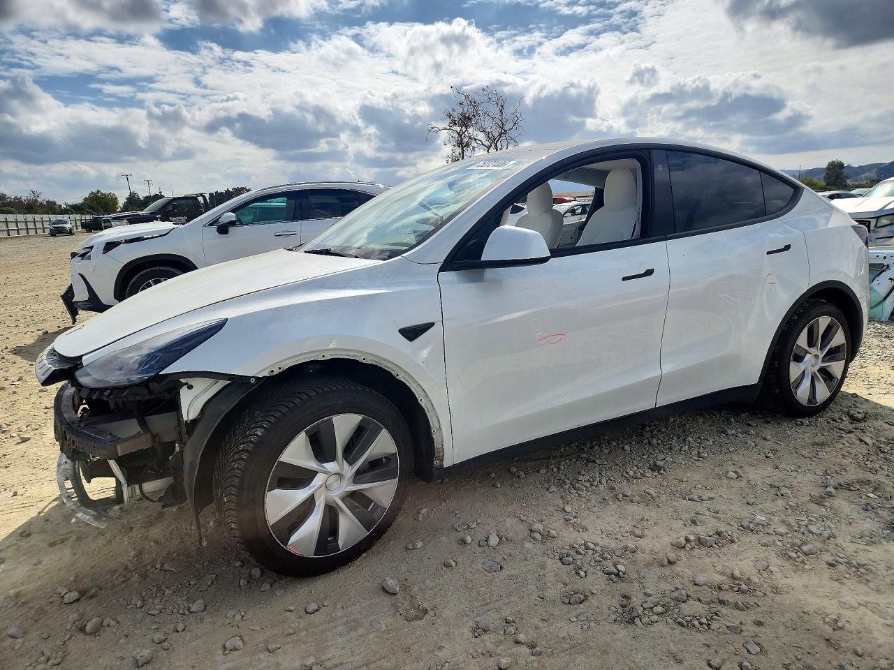Vedere 2023 TESLA MODEL Y, unghi 1