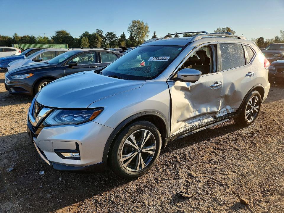 2017 NISSAN ROGUE SL  