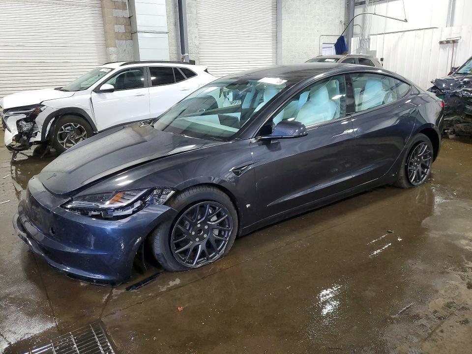 2026 TESLA MODEL 3   