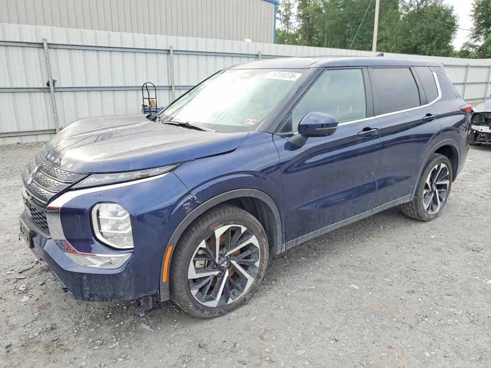 2023 MITSUBISHI OUTLANDER SE  