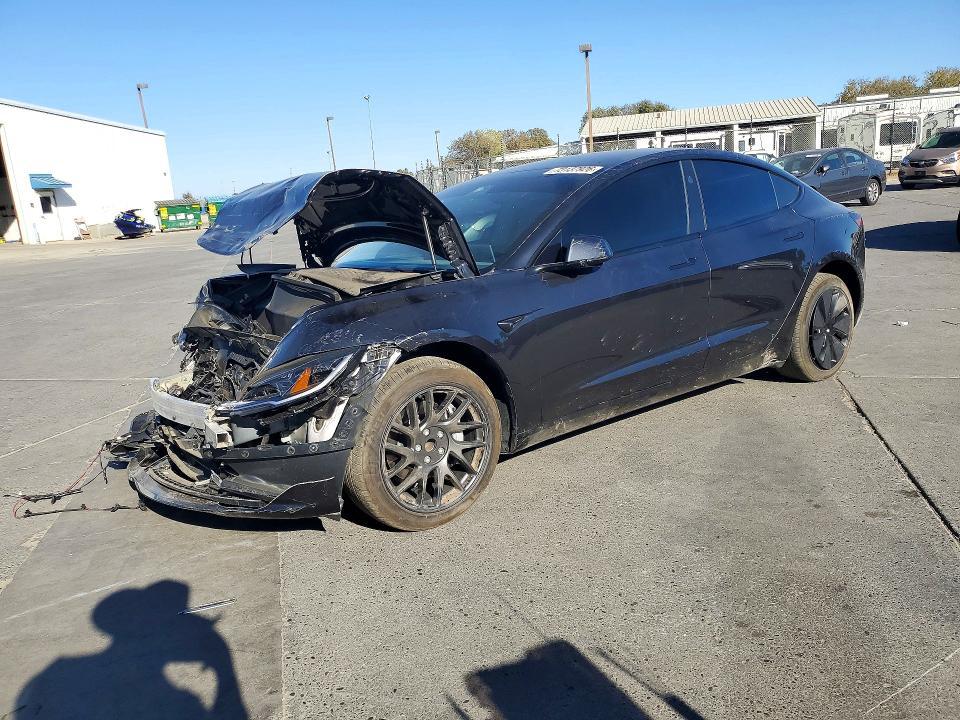 2026 TESLA MODEL 3   