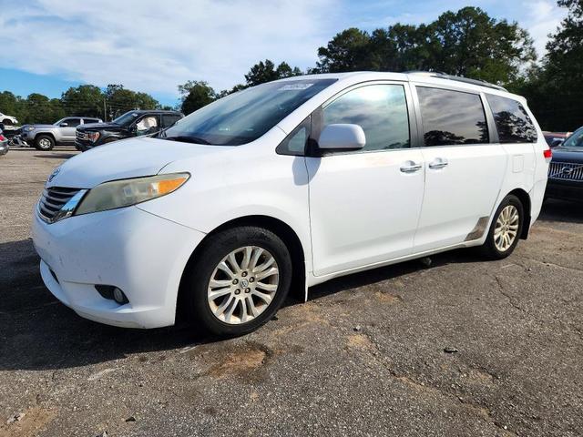 2011 TOYOTA SIENNA XLE 8-PASSENGER  
