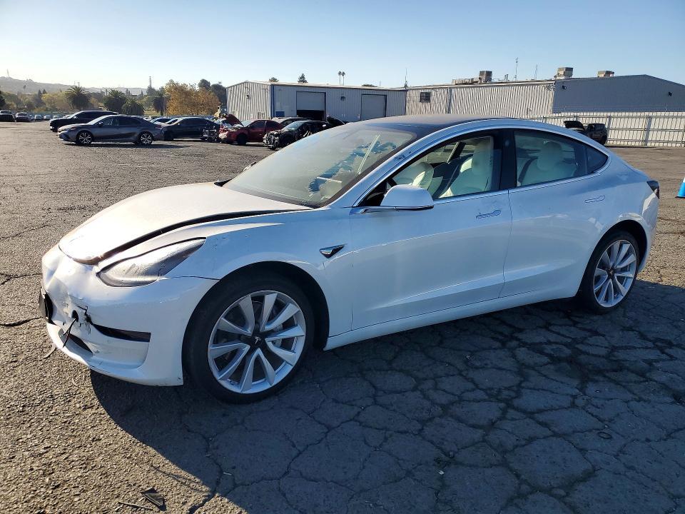 2020 TESLA MODEL 3   