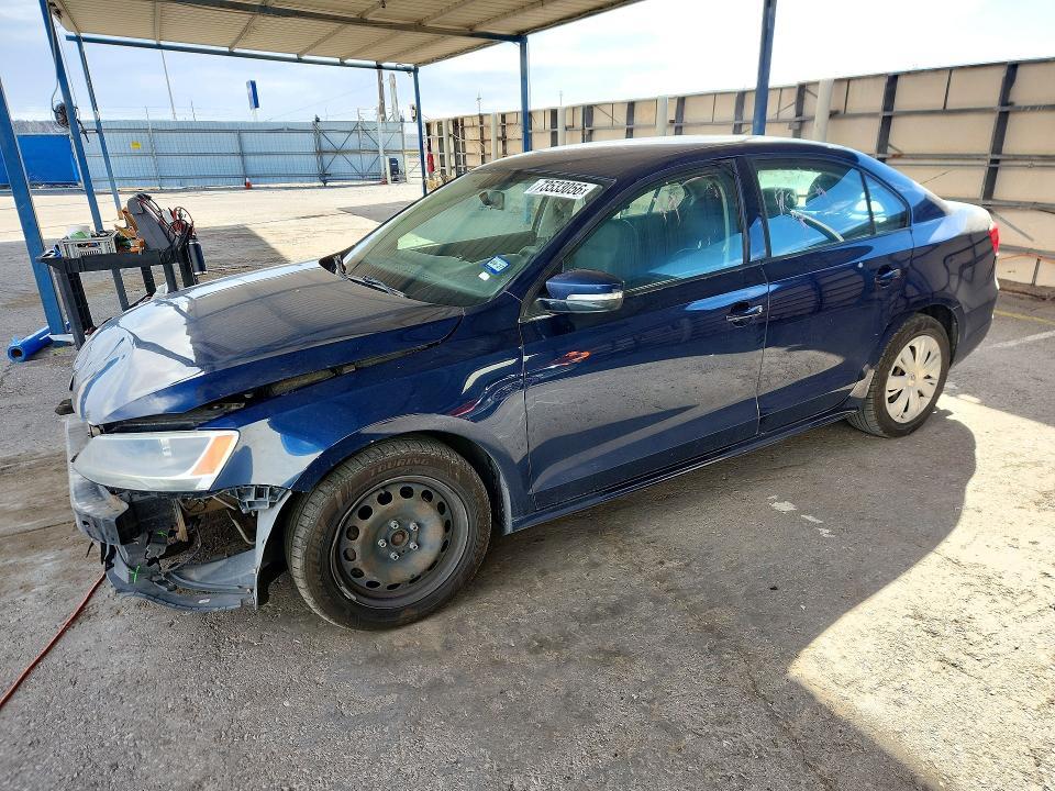 2012 VOLKSWAGEN JETTA SE  