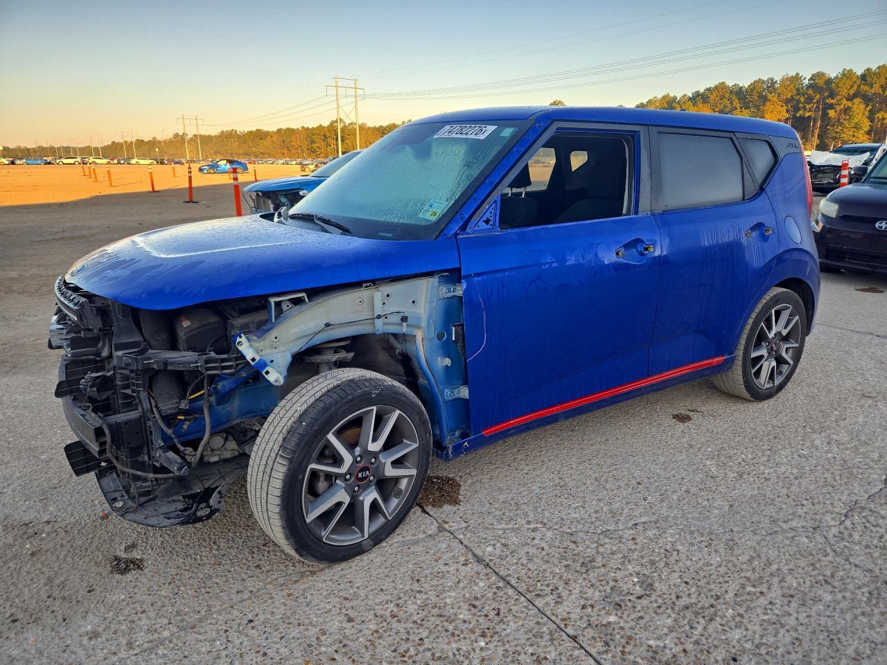 Vue de 2021 KIA SOUL GT LINE, angle 1