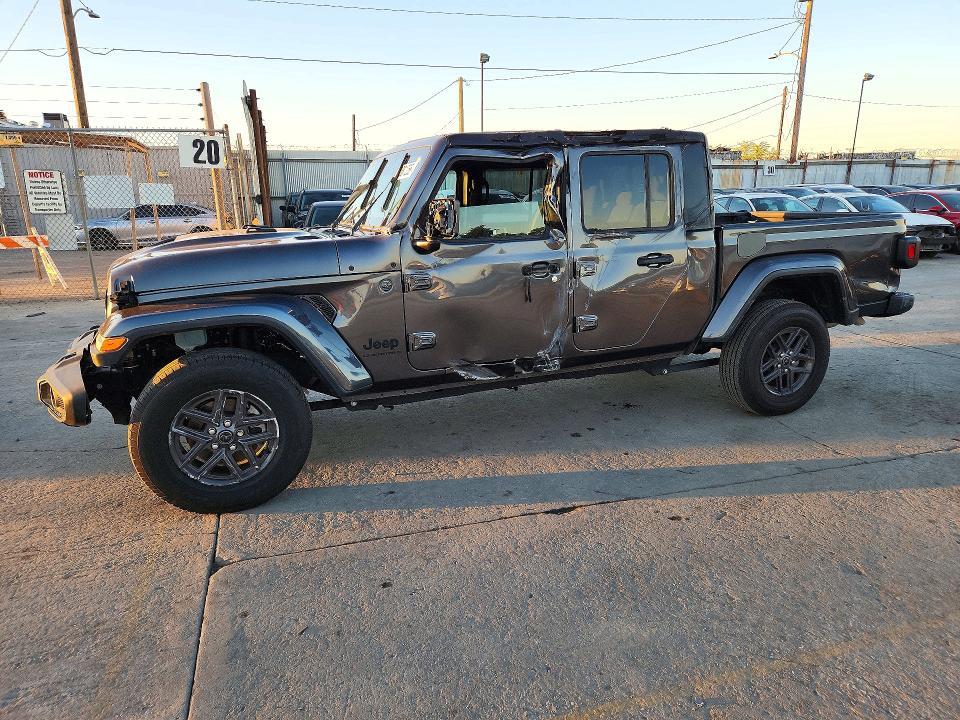 2025 JEEP GLADIATOR SPORT  