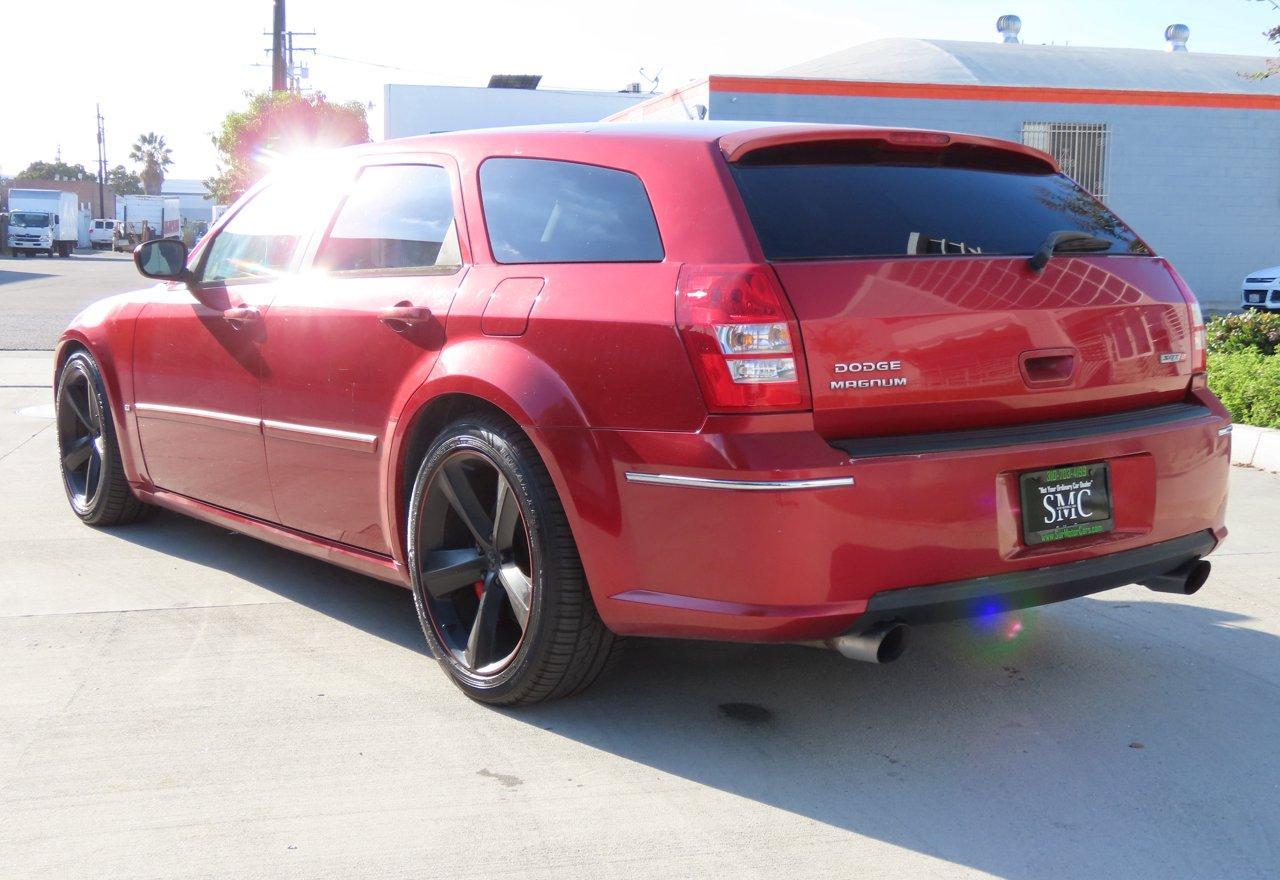 منظر 2006 DODGE MAGNUM SRT-8، زاوية 1